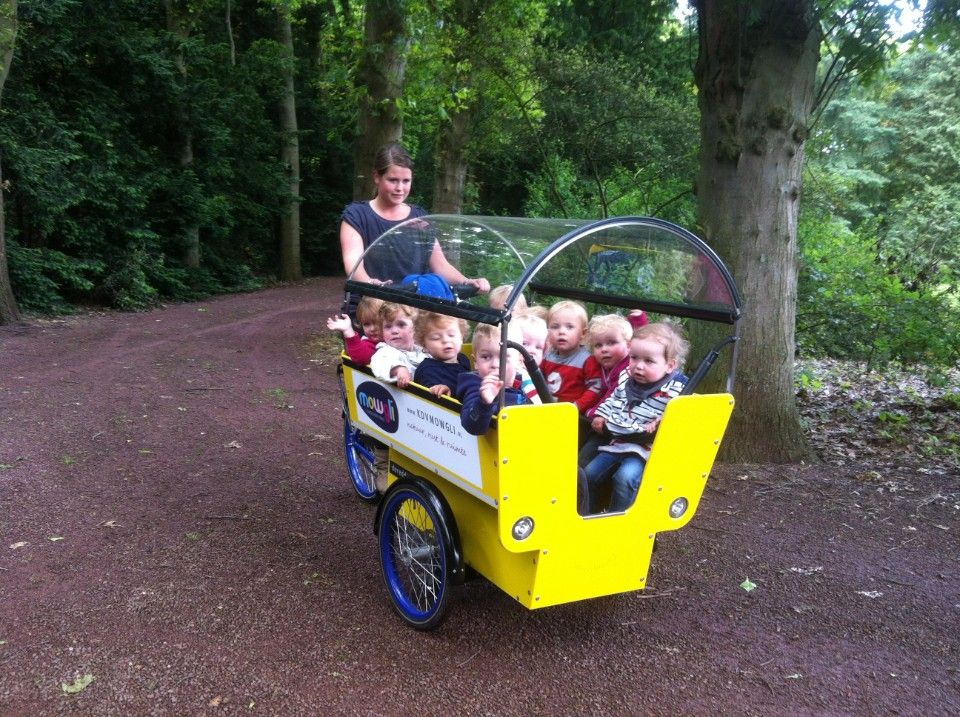  spelende kinderen
